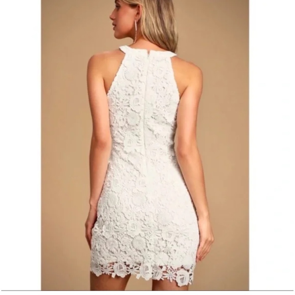Lulu’s white lace halter neck sleeveless mini Dress in Sz. S Like New - Picture 2 of 8